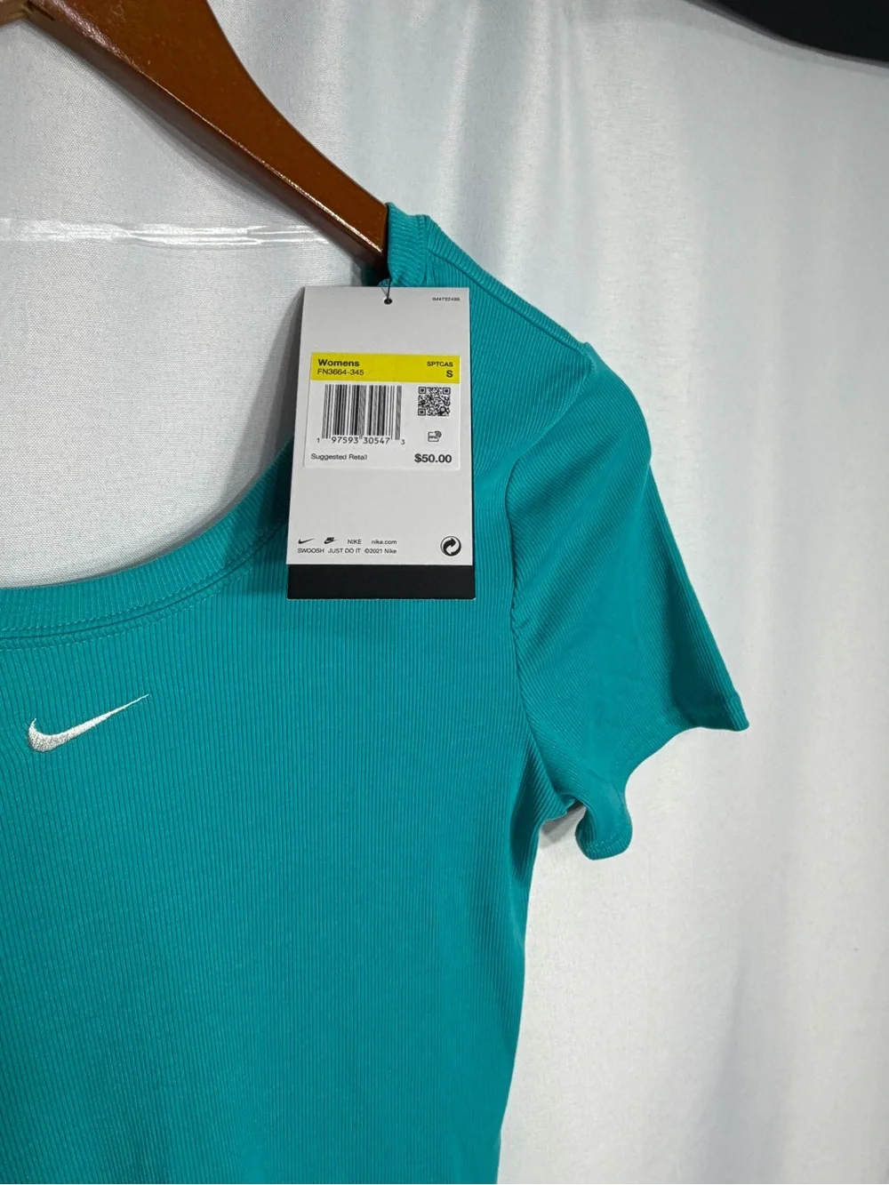 Nike Teal Short Sleeve Cropped Top size S new W tags